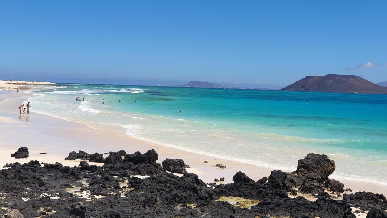 Appartamento Tamarindo I Piscinas De Agua Salada Corralejo Esterno foto